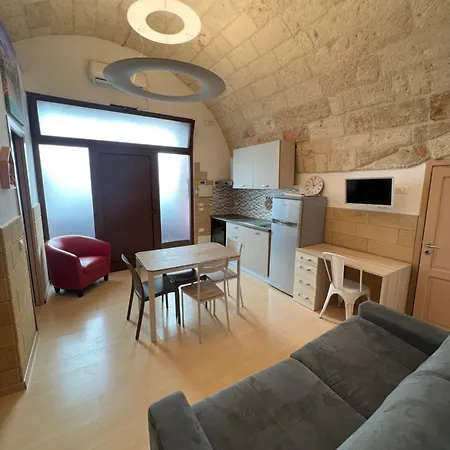 Central House * פולינאנו א מארה